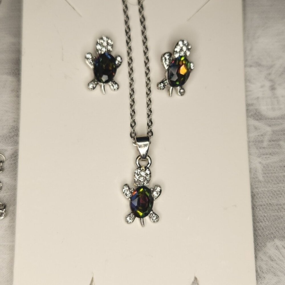 3 PC Turtle Necklace & Earrings Set